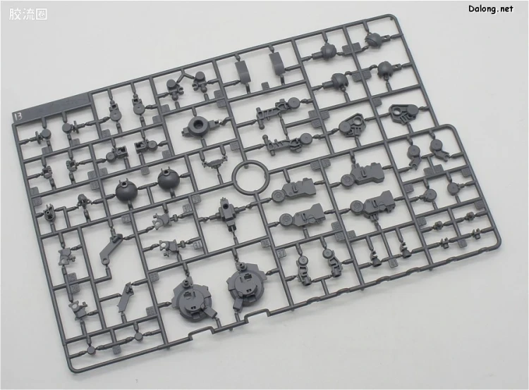 高达铁血的奥尔芬斯 HG 1/144 普通版 34 雷金雷兹朱丽雅 - 图片